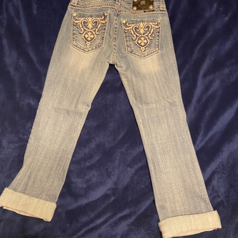 Capris - Picture 2 of 2